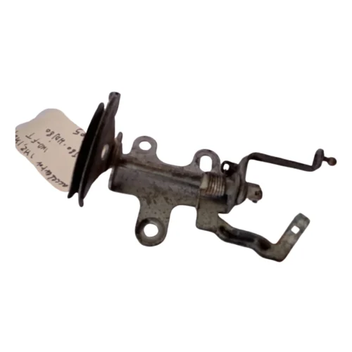 Toyota LandCruiser Accelerator Linkage Throttle Relay Bracket